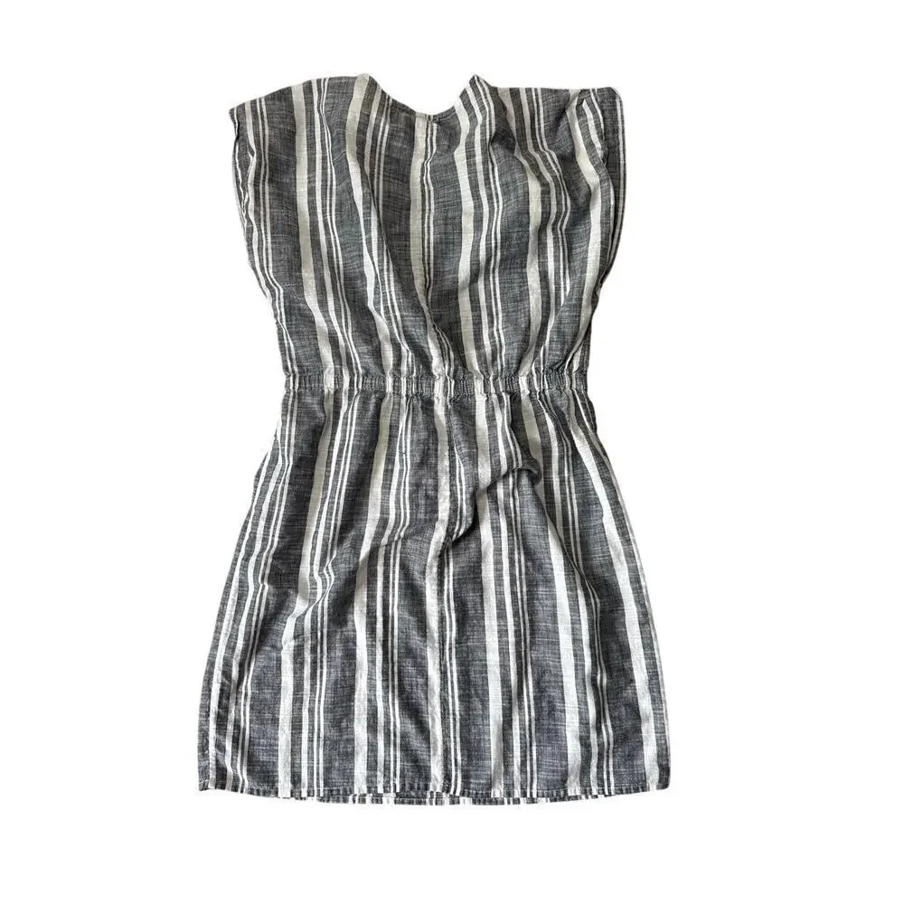 J. CREW size Medium women's dress. Lightweight, 100% Cotton, Blue & White
